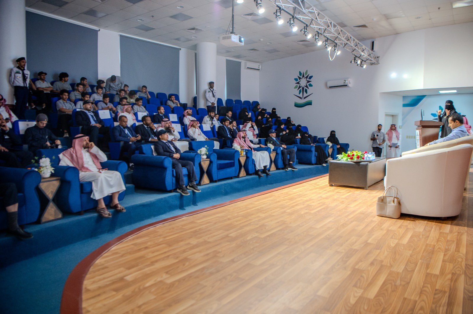 مدير عام التدريب التقني بحائل يُدشّن ملتقى الجودة السادس 2025م