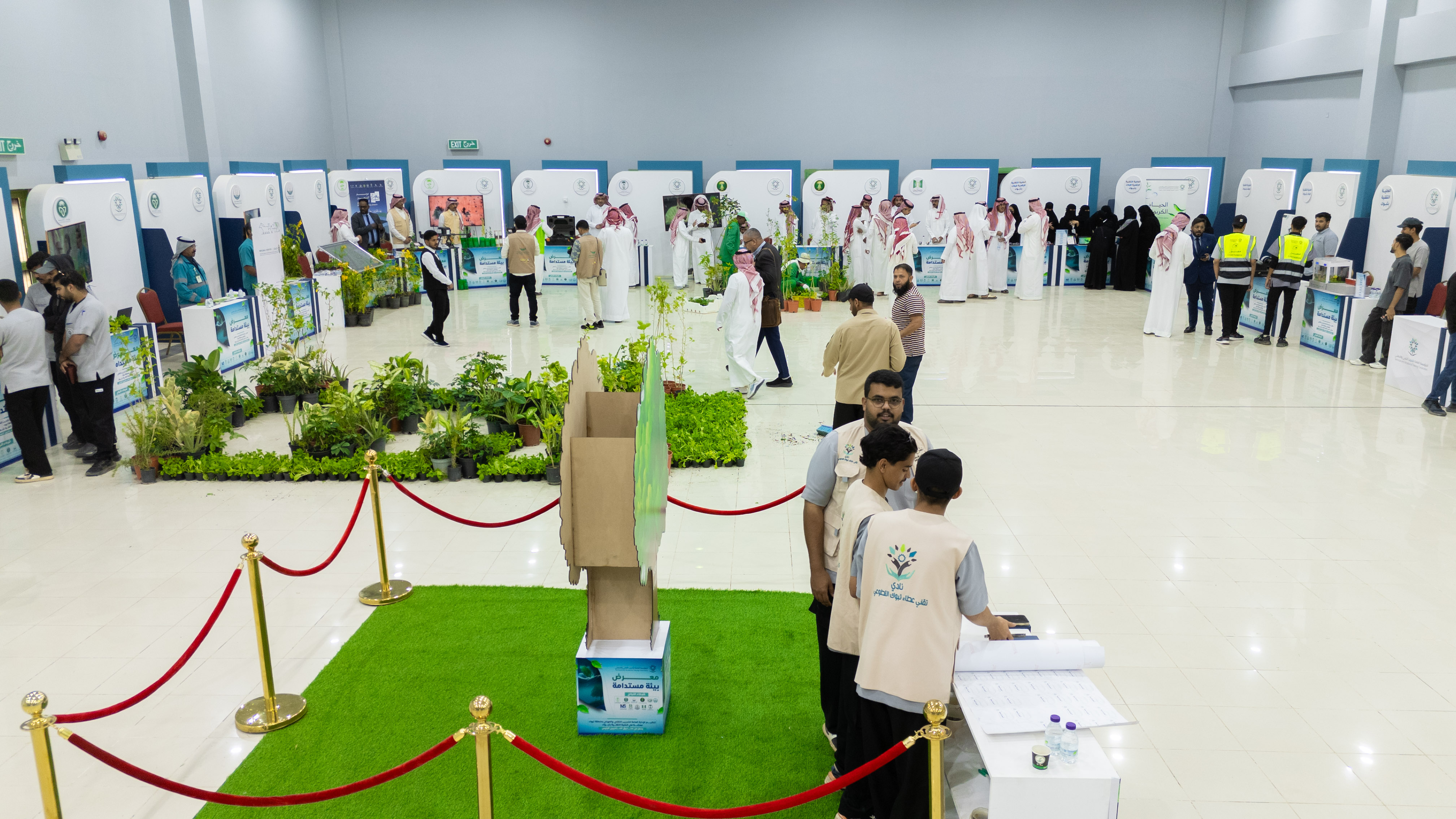 الإدارة العامة للتدريب التقني والمهني بتبوك تنفذ معرض (بيئة مستدامة)