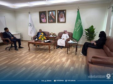 زيارة وفد من مؤسسة سعي للكلية