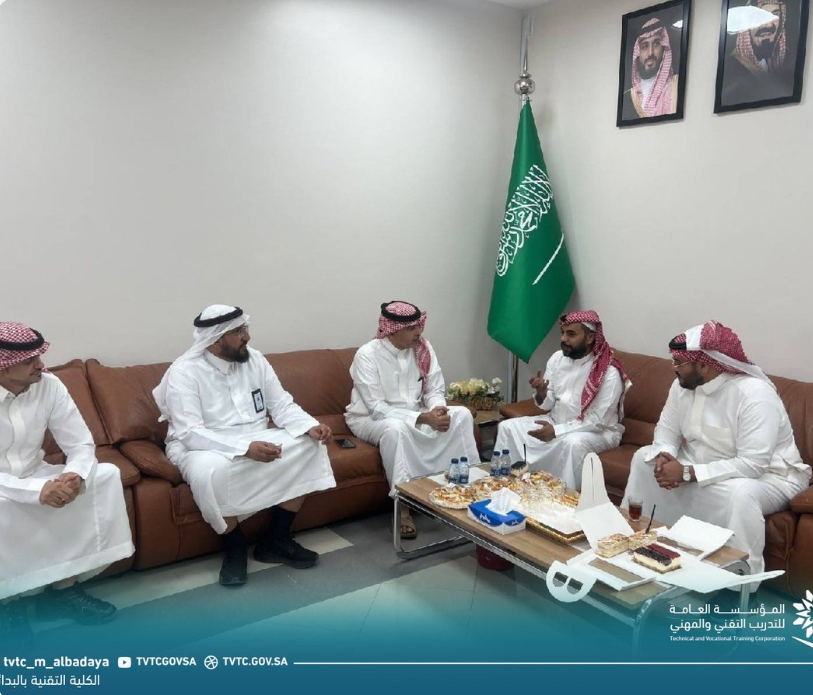 الكلية التقنية بالبدائع تعزز شراكاتها لتمكين الخريجين وظيفياً 
