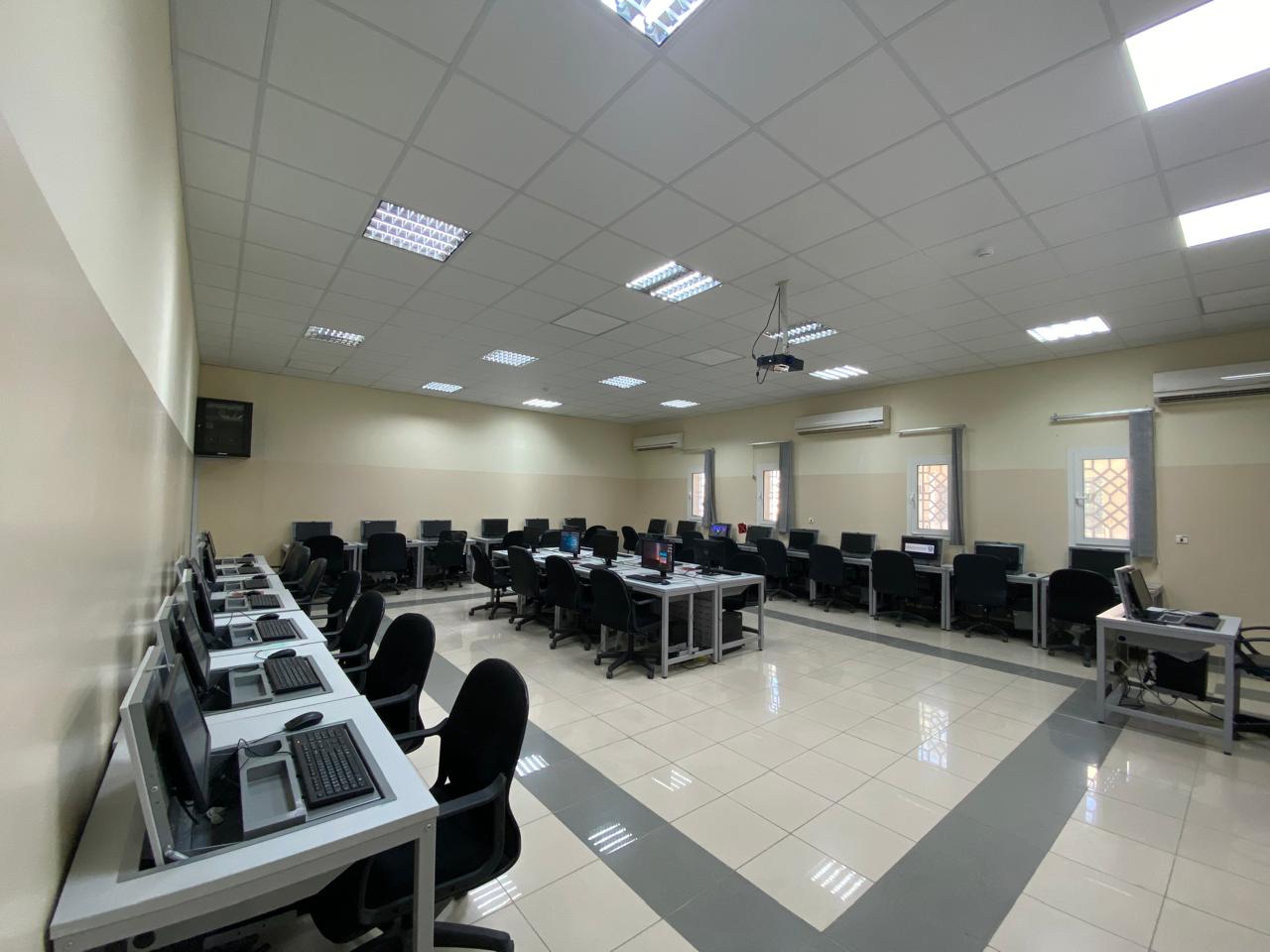 معمل الحاسب الآلي