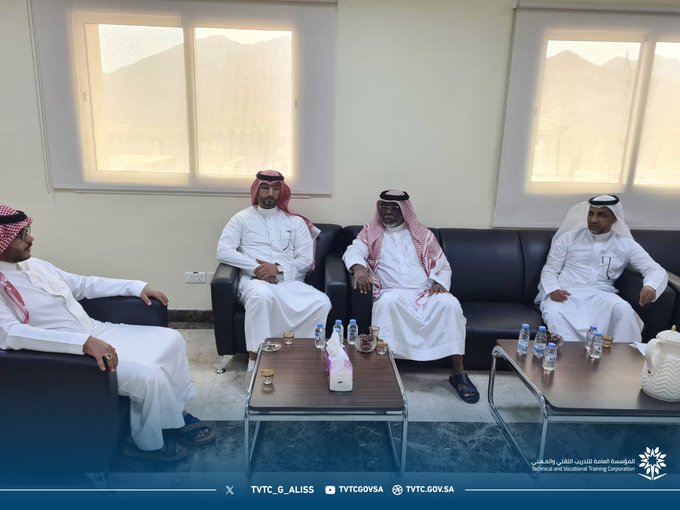 الرئيس التنفيذي لشركة معاهد طيبة العالية للتدريب 1.jpg