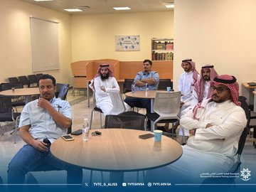 ورشة عمل عن عمليات التقويم الداخلي والخارجي والاعتماد المؤسسي 3.jpg