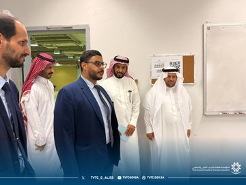 زيارة مدير الادارة العامة للتدريب التقني والمهني بالمنطقة
