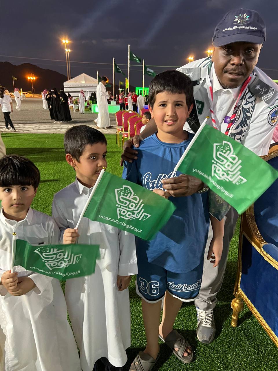 مشاركة المجتمع المحلي في الاحتفال باليوم الوطني 