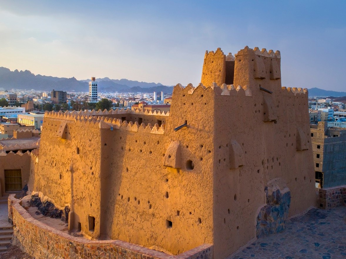 الكلية التقنية للسياحة والفندقة بحائل