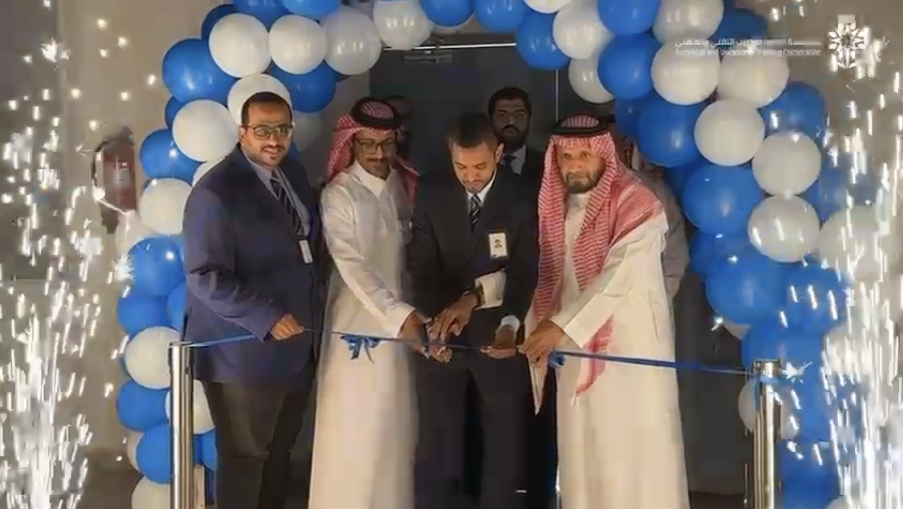 تدشين صالة الأنشطة بالكلية