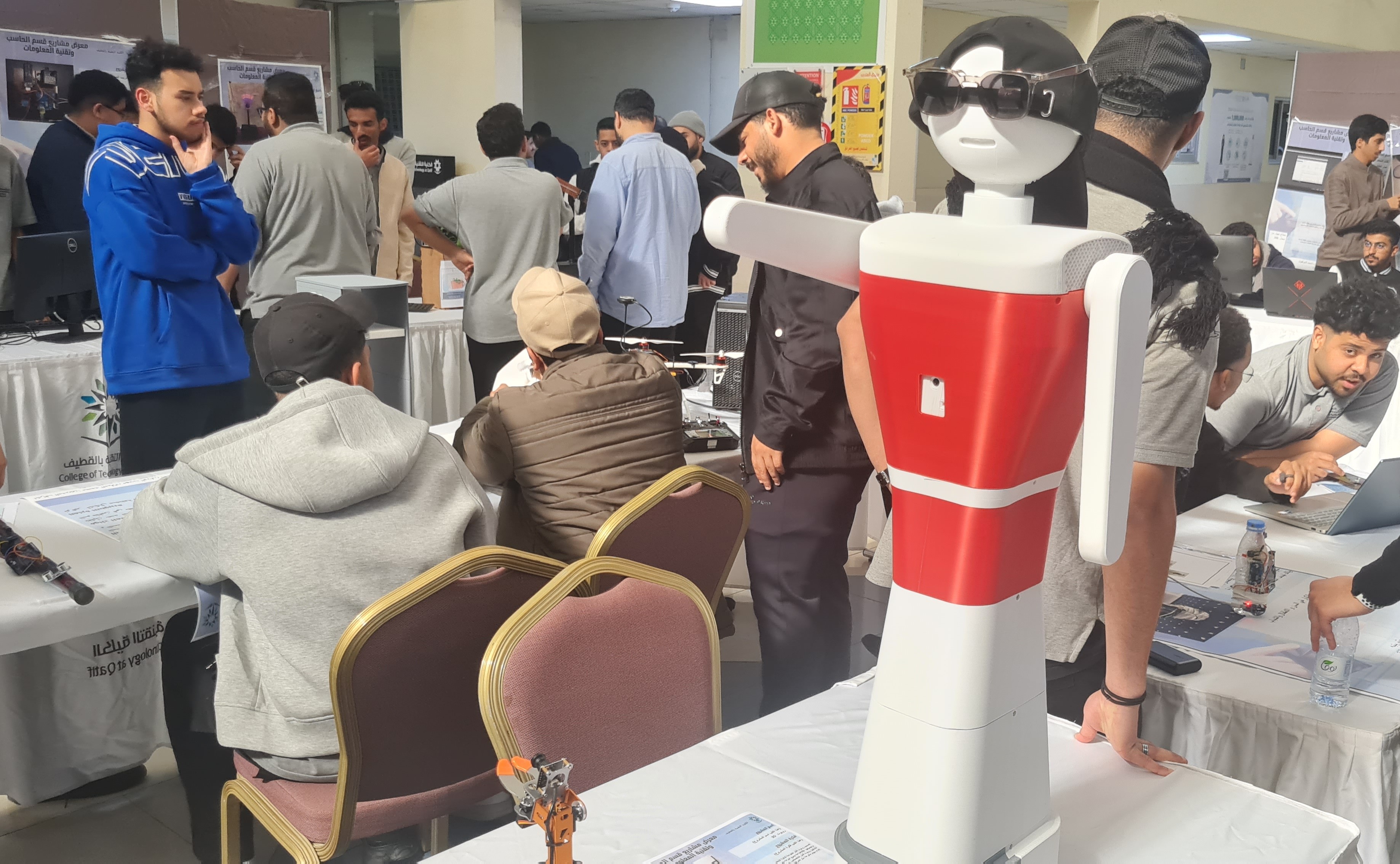 120 متدرب يستعرضون مشاريع تخرجهم" بتقني القطيف " 