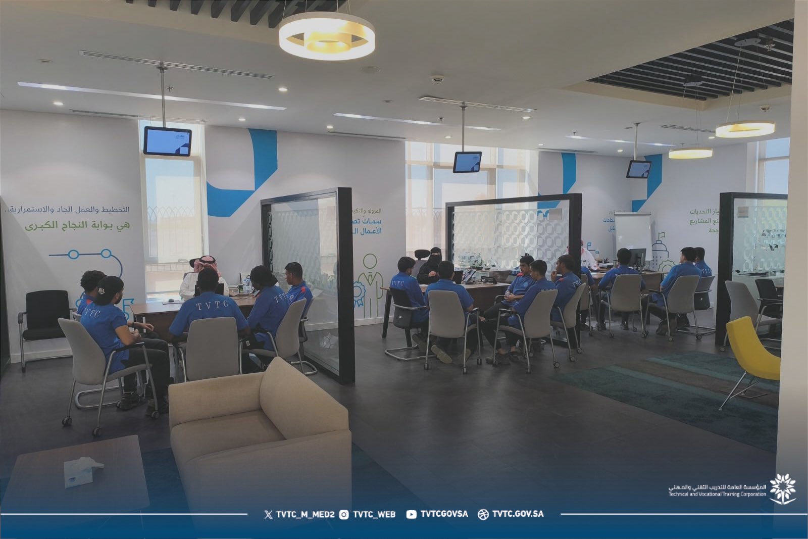 G4zo7AbWkAEmyBG.jfif