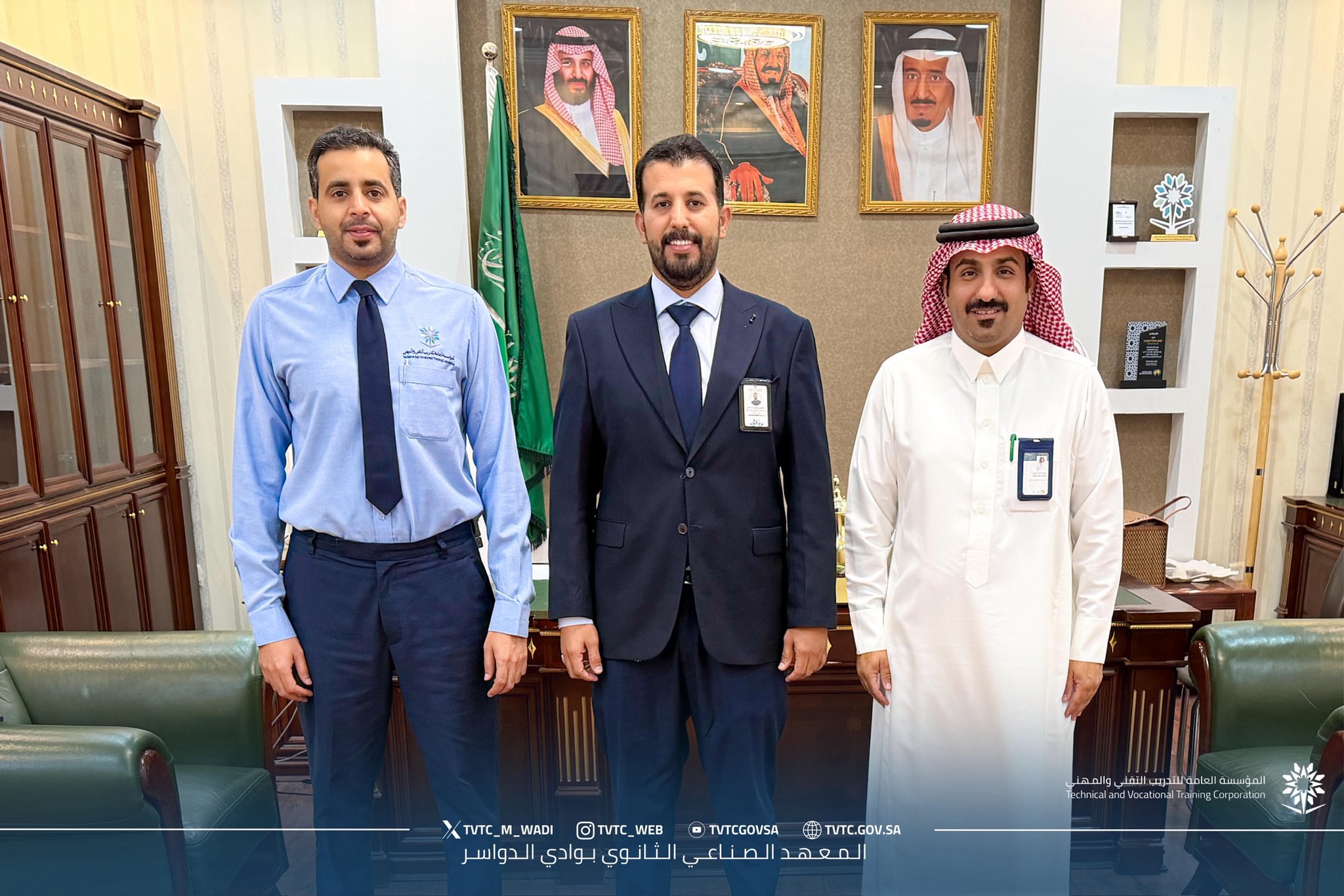 مدير مكتب العمل بوادي الدواسر يبحث مع المعهد الصناعي الثانوي تعزيز الشراكة في التمكين والتوظيف